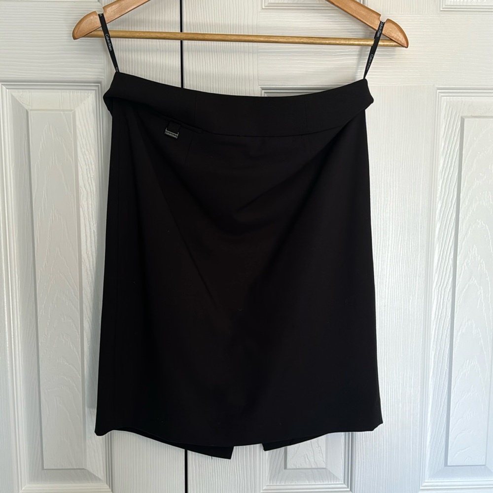 Calvin Klein black pencil skirt
